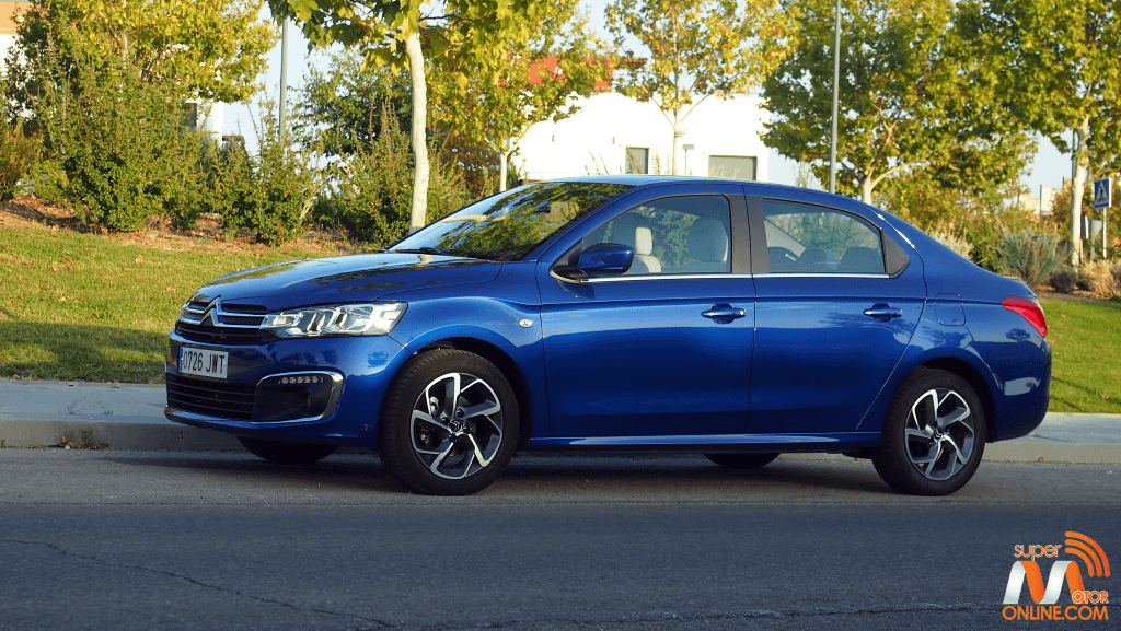 Al Volante Del Citroën C Elysee 2017